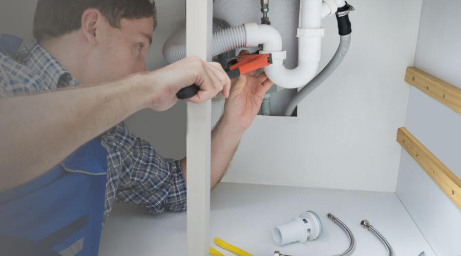 Expert burst pipe repair services in Alvaton, KY